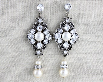 Pearl Bridal earrings, Crystal Wedding earrings, Bridal jewelry, Wedding jewelry, Vintage style earrings, Chandelier earrings, ASHLYN