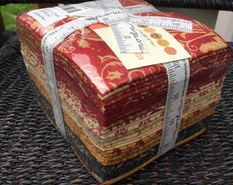 FAT QUARTER BUNDLE: "Rejoice In The Season" - By Deb Strain for Moda Fabric - 20 Fat Quarters and 1 Quilt Panel