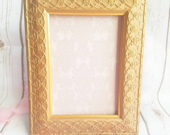 Gold Roses Photo Frame, Vintage Gold Frame, Roses Picture Frame, 5x7 Photo Frame, Victorian Photo Frame, Shabby Chic Gold Frame, Gold Leaf