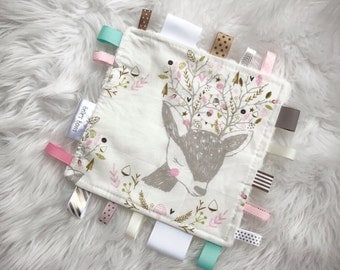 Baby girl deer taggy blanket. Security blanket. Baby taggy.baby gift.sensory blanket. Baby toy. Ribbon tags.minky back.gifts for baby.