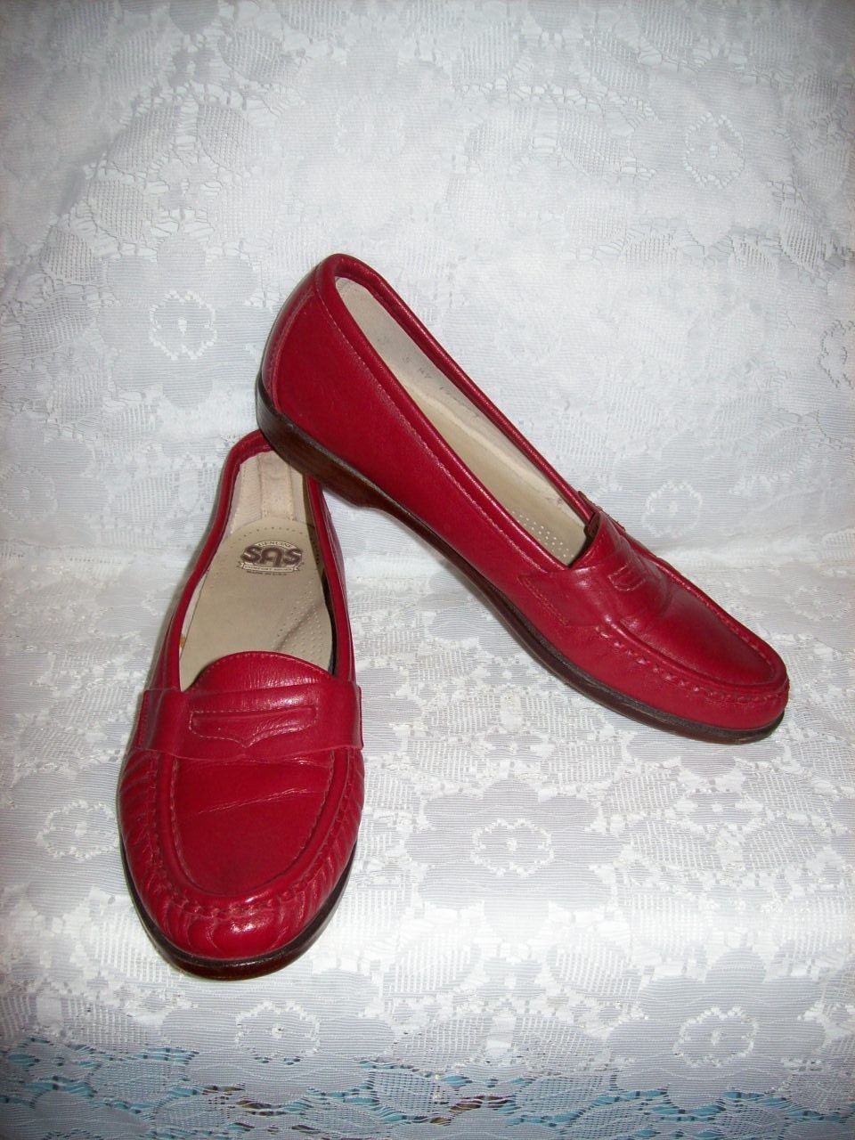 Vintage Ladies Red Leather Loafers Slip Ons by SAS Size 7 S