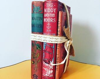 Bundle of 3x Vintage Books