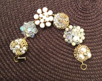 Stunning Elegant Vintage Earring Bracelet