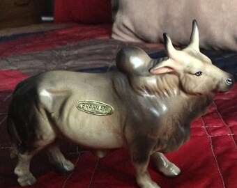 brahman bull figurine