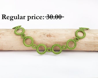 SALE Green necklace - Crochet statement necklace Crochet jewelry Green jewelry Metal free jewelry Circle necklace Gift for her