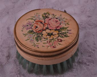 Petit Point 1930's Sewing Kit / Clothes Brush (947o)