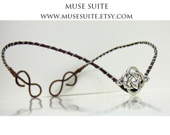 Tiara vikinga UNISEX, corona nudo celta. Orejas tipo ear cuff.