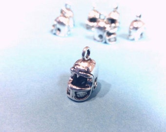 3D FOOTBALL HHELMET CHARMS, jewelry making supplies,Charm Lot,Football Jewelry,Football Charms,Craft Supplies