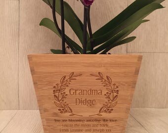 Personalised engraved bamboo plant pot, bespoke and perfect for Mother's Day, birthdays etc monogram floral mother of the bride gift