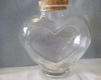 Wonderful clear glass HEART shape bottle with cork NEW