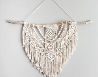 Large Macrame Wall Hanging // tapestry // macrame decor // boho decor // wall art // bohemian // Made to order