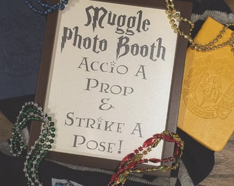 Harry Potter Wedding // Harry Potter Guest Book Sign