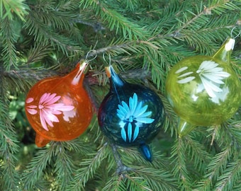 Vintage Holiday Christmas Ornaments Tree Ornaments flower ornament vintage xmas Mercury Glass Ornaments vintage ornament set christmas balls