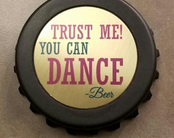 MAGNETIC BOTTLE OPENER - Bottle-Cap Shaped