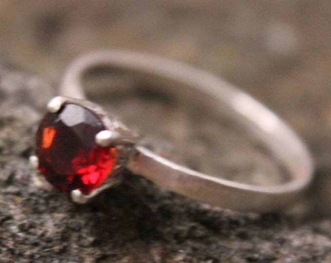 Sterling Silver Garnet Solitaire Ring, Size 7 January Birthstone Ring, Birthday Gift, 6 mm Butterfly Gemstone Mount, Red Gem, Gift for Her