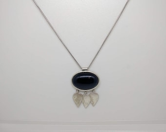 Vintage Black Onyx Necklace, Black Onyx Pendant, Silver Black Onyx Necklace, Silver Necklace, Silver and Black Onyx Necklace Teardrop