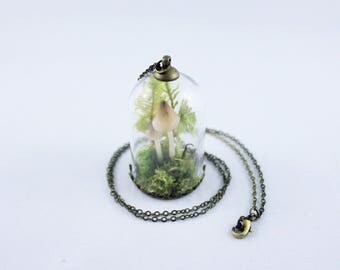 Realistic Mushroom Pendant, Moss Terrarium Jewelry,Mushroom Necklace,Mycology,Woodland Necklace, Woodland Jewelry,Wild Mushroom Necklace