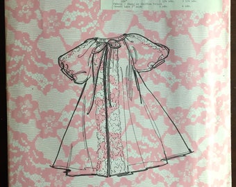 1960's Peignoir, Nightgown pattern - Size: Medium - No. 6917