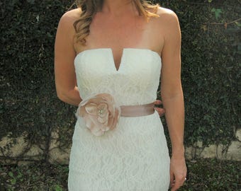 Champagne Flower Bridal Sash, Bridal Belt, Flower Wedding Belt, Vintage Bridal Sash, Bridal Sash Belt, Blush Bridal Sash, Boho Bridal Sash