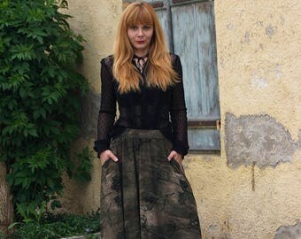 Maxi skirt with pockets