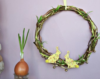 Easter bunny wreath rustic Easter door wreath yellow Easter decorations farmhouse Easter decor decoupage Easter rabbit Spring outdoor decor