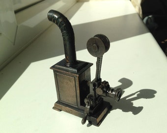 Play-Me Movie Projector Pencil Sharpener