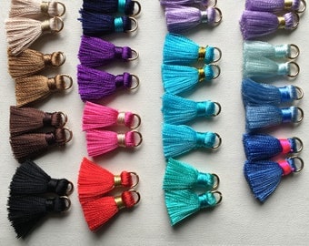100 Pcs 20mm Mini Tassels / Thread Tassels Vintage Accessories Motif / Earring Tassels
