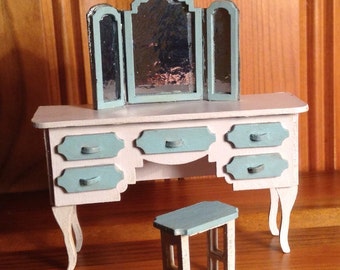 1/24, dolls house, painted dressing table and stool.