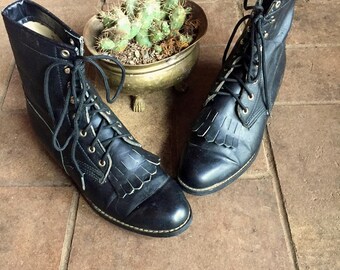90s The Craft witch boots// lace up ankle boots//vintage western ropers//size 9-9.5 women