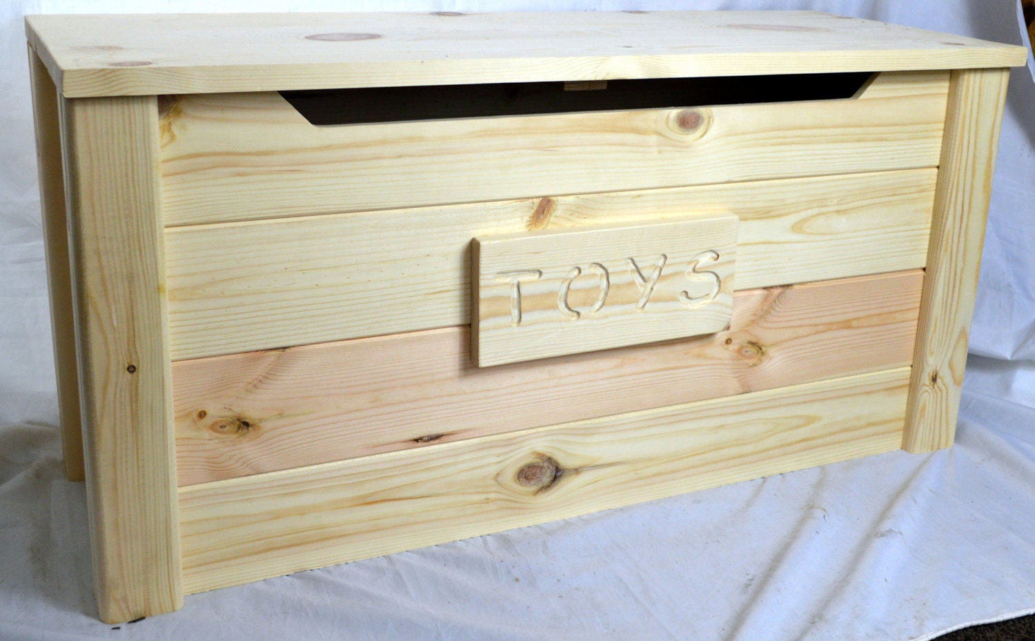 Handcrafted Wooden Rustic Pine Trunk Chest Toy Box Natural Personalised Farmhouse Style XL Handcrafted Wooden Rustic Pine Trunk Chest Toy Box Natural Personalised Farmhouse Style XL