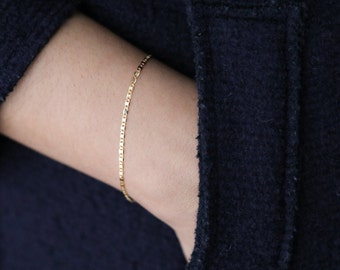 Dainty Gold Bracelet - Simple Bracelet - Minimalist Jewelry - Gold Layering Bracelet - Gift for Her - Stacking Bracelet - Delicate Bracelet