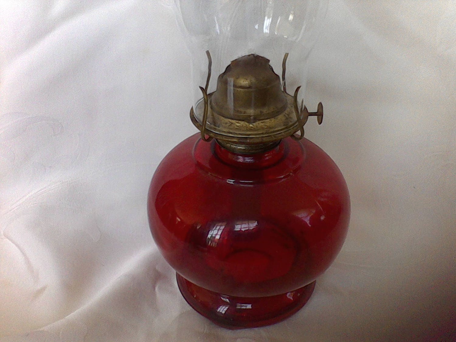 Oil Lamp vintage lighting Red Hurricane lampgood wick