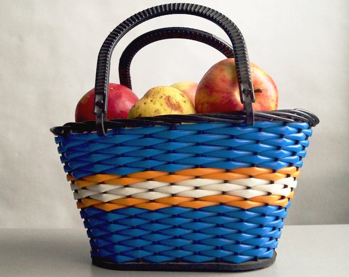 Vintage wicker basket - Small, blue plastic basket - Children wicker basket - Christmas gift - Vintage USSR