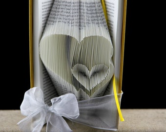 Gift For Girlfriend, Book Art Sculpture Gift For Her, Birthday Gift For Girlfriend, Girlfriend Present, Custom Anniversary Present, Unique