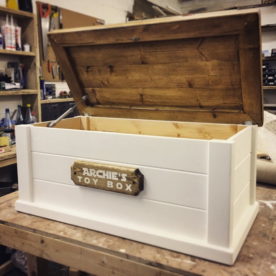 Classic Wooden Toy Box Personalised name by WardensCreations