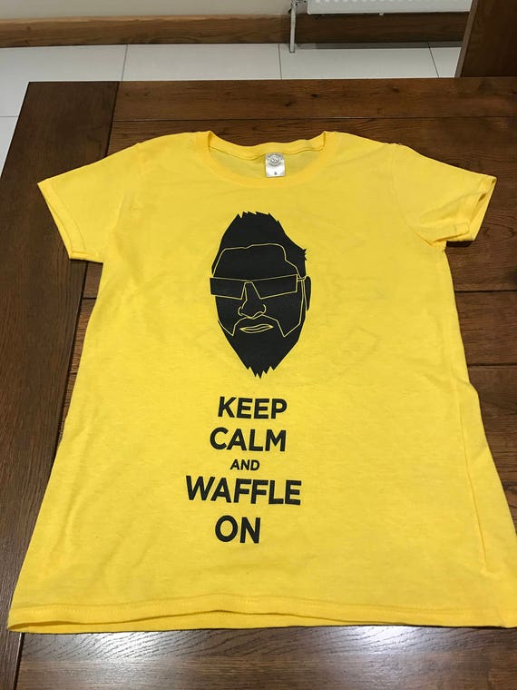 T-Shirts (Keep Calm & Waffle On) WOMAN