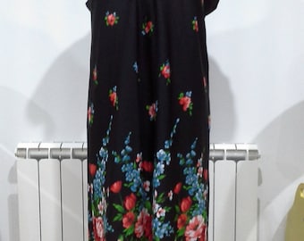 Vintage 1970s black maxi dress size 44/46