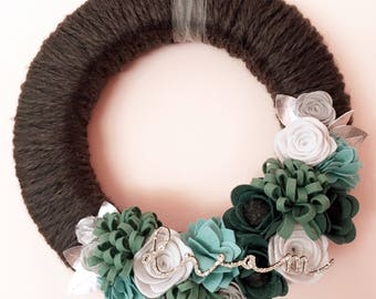 Dream yarn wrapped felt flower wreath