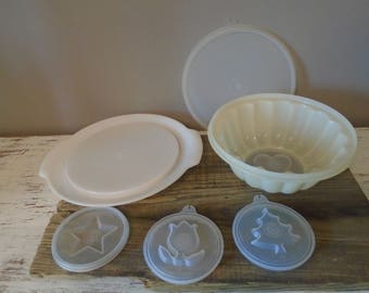 Jel N Serve 7 piece tupperware jello mold and lid with tulip, star, heart and Christmas tree inserts, plastic jello mold, jello serving tray