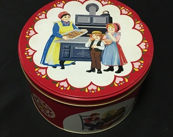 Vintage Cookie Tin Pensylvania Dutch Folk Art Symbols, Amish Family Baking Cookies, Cookies Fudge Candy Tin