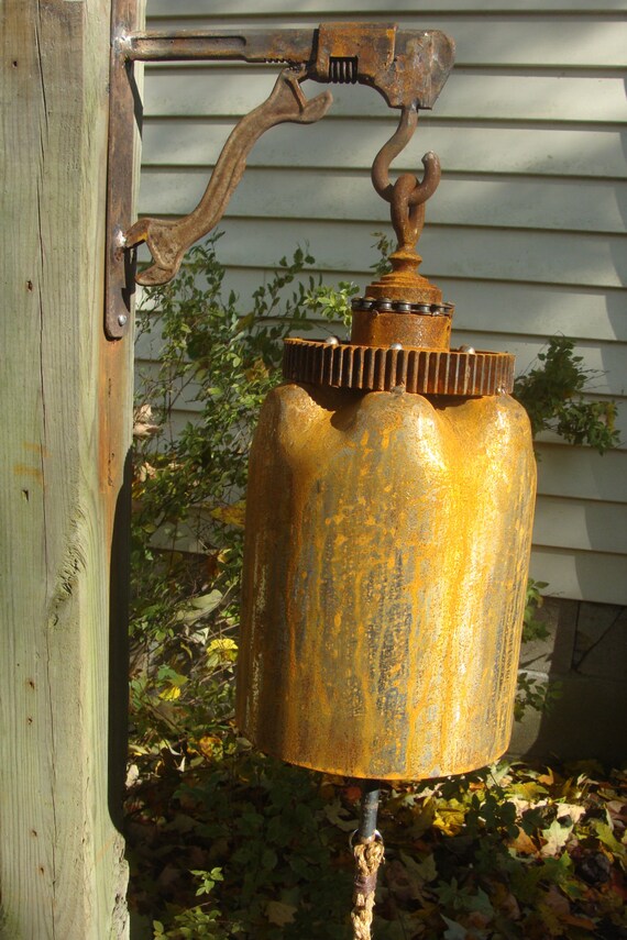 Metal Garden Bell Outdoor Garden Gong Steampunk Style