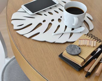 Laser Cut Wooden Placemats: A Refined Touch to Your Dining Experience