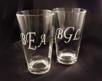 Etched Monogrammed Pint Glasses - Set of 6 - Custom Beer Pint Glasses - Personalized Pint Glasses - Father of the Bride Glass - Pint Glasses