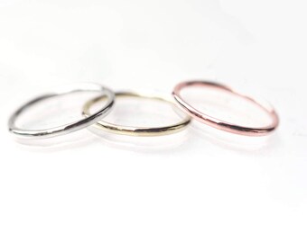 Gold Wedding Band Ring -Simple Dainty Classic Thin Slim Wedding Ring - Hammered, Satin, or Polished