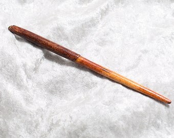 Robbie - Original Magic Wand for Young Witches and Wizards - 16017