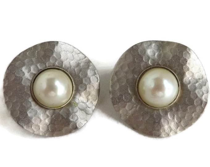 ON SALE! Vintage Hammered Disc Faux Pearl Clip-on Silvertone Earrings