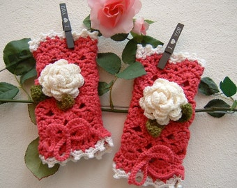 Dark pink wool arm warmers in crochet-mittens with roses applied-crochet fingerless gloves-Warm wool cuffs-