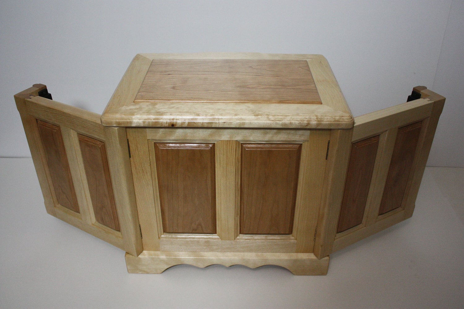 Jewelry Box with Swing Out Sides for Necklaces and Earrings
