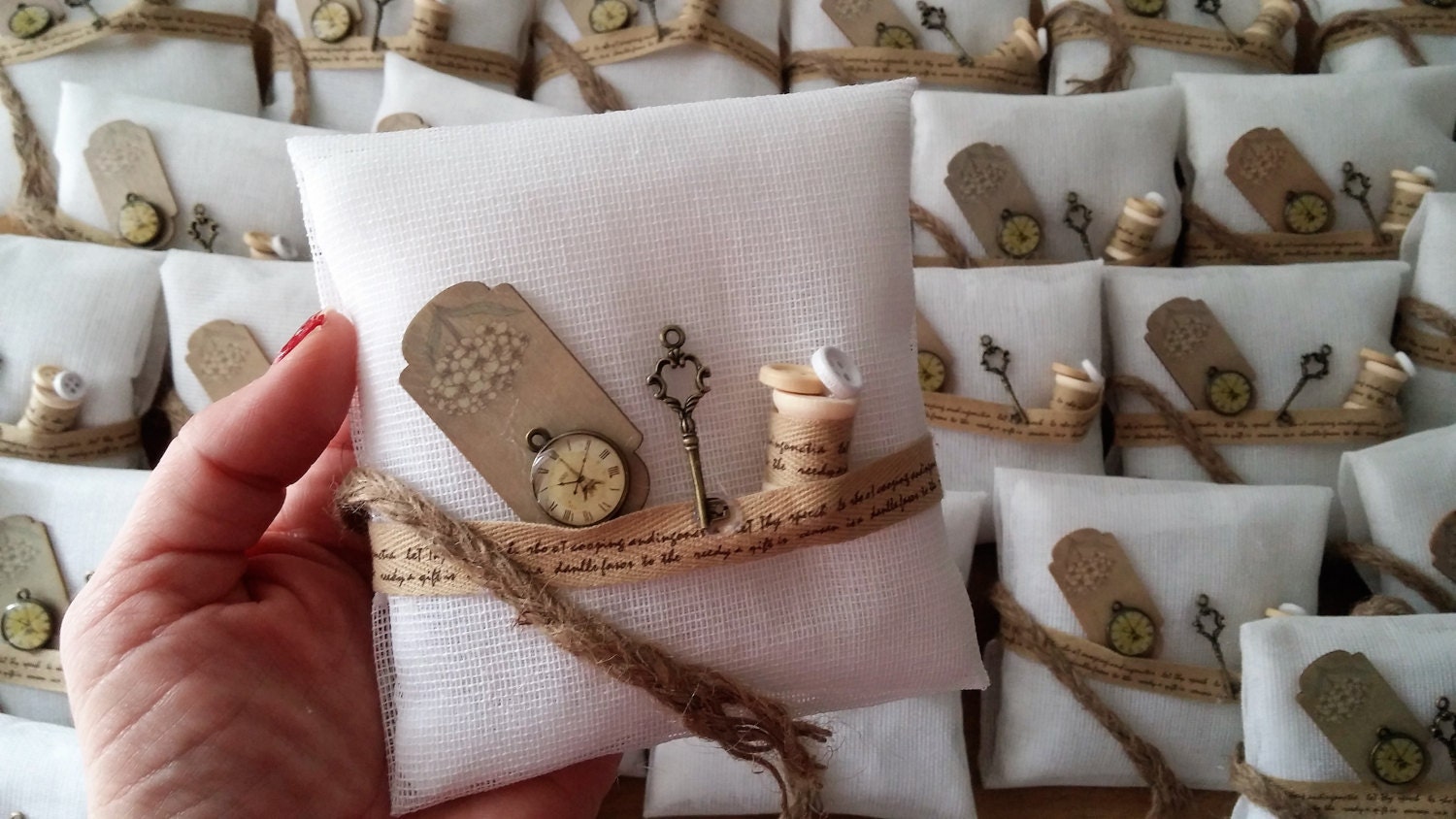 Unique Rustic Wedding Favors 5