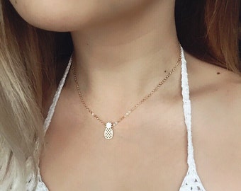 Gold Pineapple Necklace / Dainty Pineapple Layering Necklace / Gold Pineapple Choker / Tropical Fruit Necklace